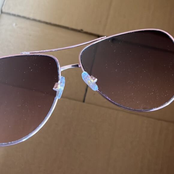 Foster Grant MaxBlock Janette Aviator Sunglasses Silver Black Gray - Picture 8 of 8